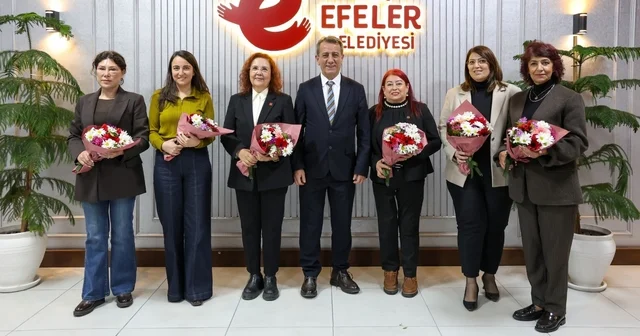 Başkan Yetişkin den kadın meclis üyelerine anlamlı davranış Aydın Haberleri