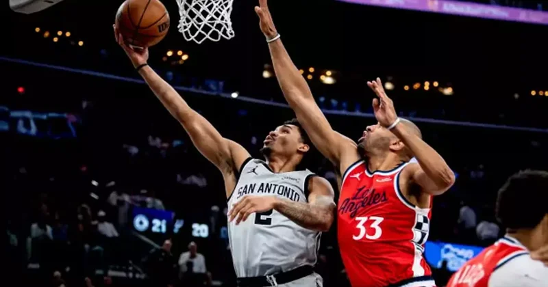NBA de Spurs, Clippers ı parkeden sildi! Seri 11 e çıktı