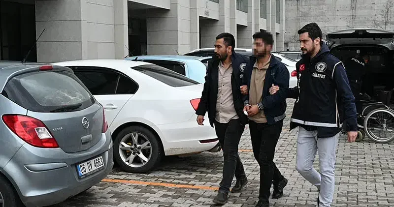 Hastanede doğum yapan kadın ile erkek arkadaşına bıçaklı saldırıda 3 kardeş adliyeye sevk edildi