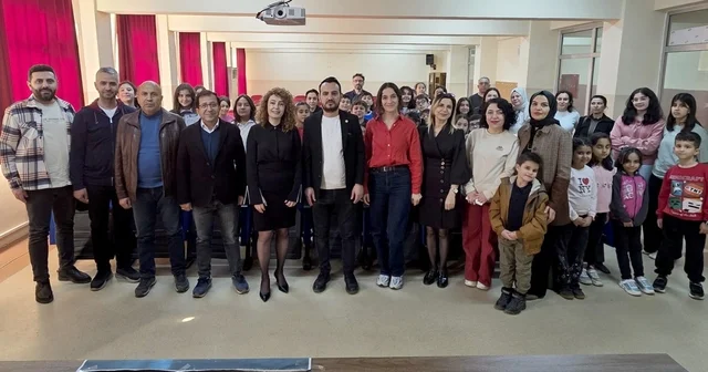 ATÜ den geleceğin habercilerine dijital rehberlik Adana Haberleri