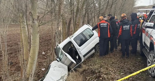 Kanser hastası babasını hastaneye götürürken kaza yaptı: 3 ölü Sivas Haberleri