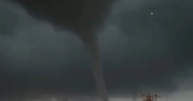 Mardin de sağanak öncesi çıkan hortum kamerada Mardin Haberleri