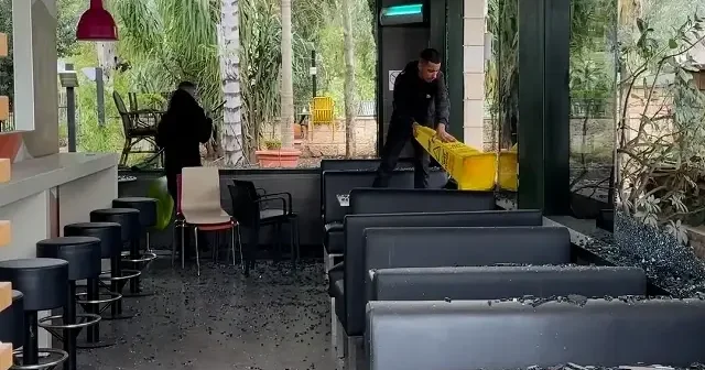 İran Hayfa da İsrail in savunma sanayi tesislerini vurdu VİDEO İZLE