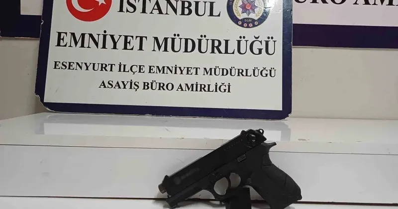 Esenyurt’ta iş yerine silahlı saldırı kamerada