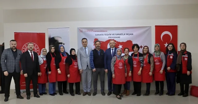 Zonguldak ta Sanata Teşvik ve Sanatla Yaşam Programı hayata geçirildi Zonguldak Haberleri