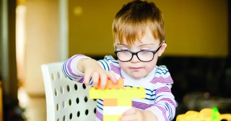 Otizmin sinyallerini görmezden gelmeyin Yerel Gündem Haberleri