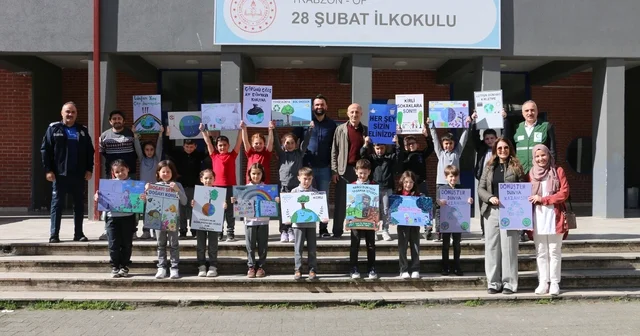 Of ta Harezmi Eğitim Modeli ni örnek alan öğrenciler çevre temizliği çalışmalarını sürdürdü Trabzon Haberleri