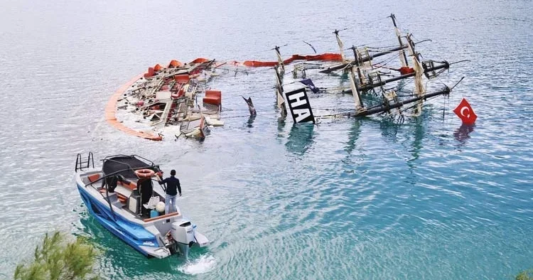 Ölüdeniz’de can pazarı… Tur teknesi battı: Bir kişi can verdi, 6 kişi kurtarıldı