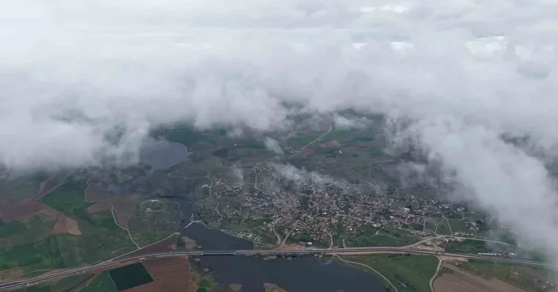 Kızılırmak Vadisi’nde sis bulutları görsel şölen oluşturdu