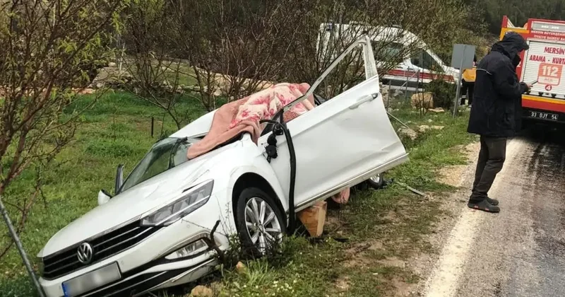 Mersin de tırın dorsesinin çarptığı otomobilin sürücüsü yaşamını yitirdi