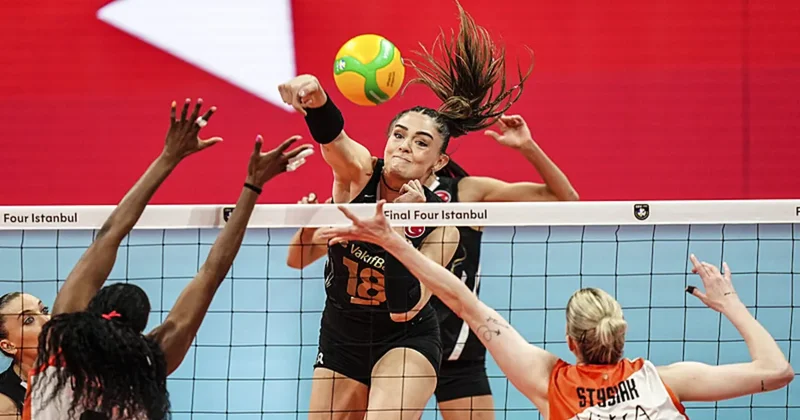 CEV Şampiyonlar Ligi nin finalindeki Türk derbisinde VakıfBank şampiyon! Eczacıbaşı Dynavit mağlup