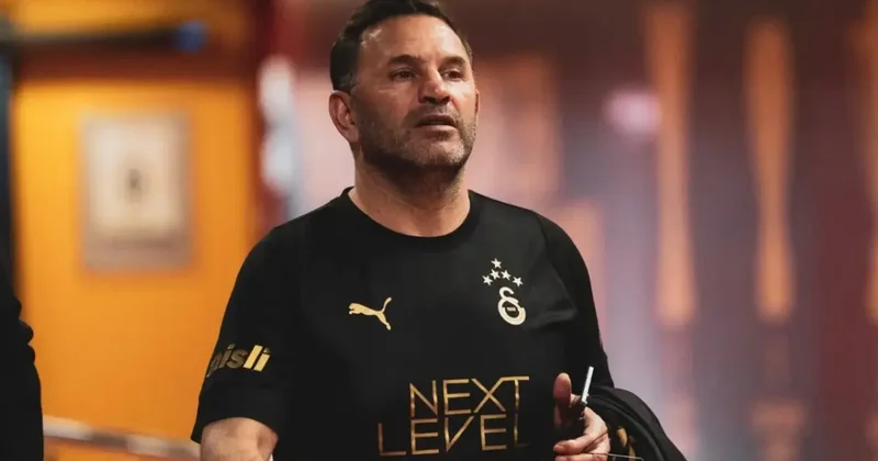 Galatasaray da Okan Buruk yıldız ismin biletini kesti! Gözünün yaşına bile bakmadı