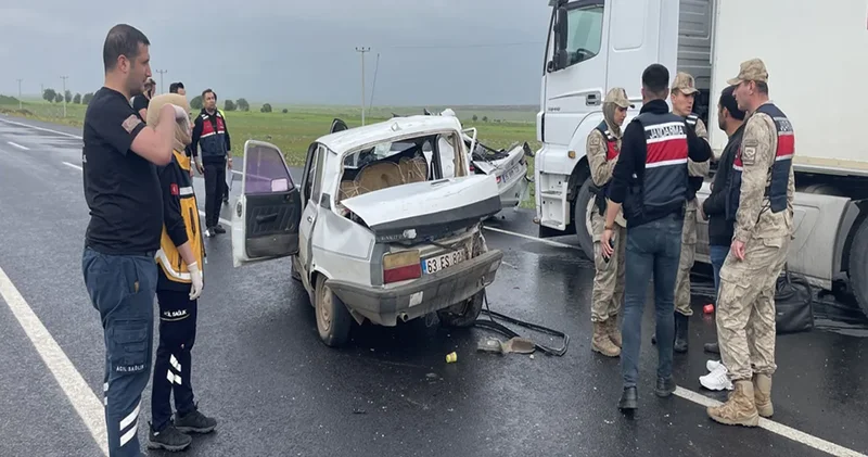 Şanlıurfa’da araçlar birbirine girdi: 2 ölü!