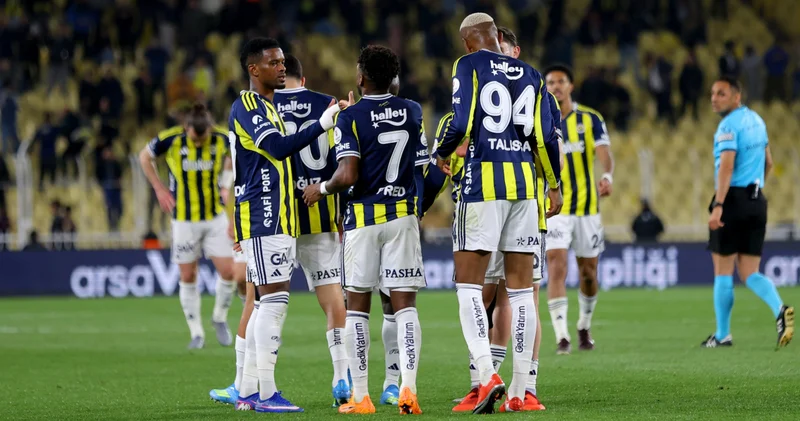 Spor yazarları Fenerbahçe Başakşehir maçını yorumladı: Keşkelerle dolu bir sezon!