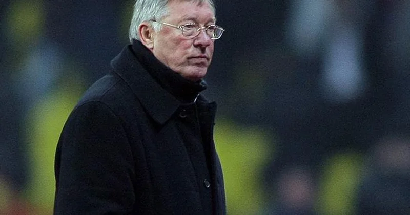 Dünya futbolunun efsane ismi Sir Alex Ferguson hastaneye kaldırıldı