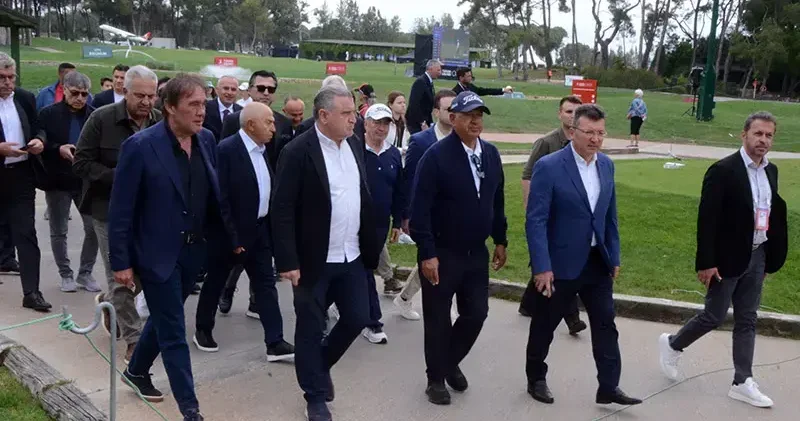 Bakan Bak, Turkish Airlines Open 2026 Golf Turnuvası ödül töreni için Antalya da