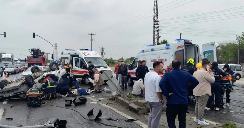 Takla atan otomobil ters döndü: 2 si çocuk 5 yaralı