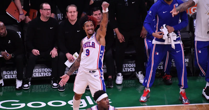 NBA de 76ers, Celtics i eleyerek konferans yarı finaline kaldı!