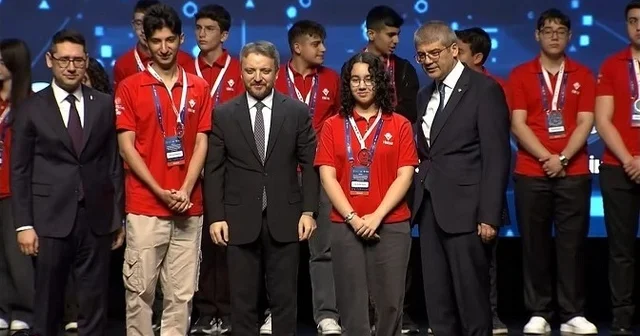 BİLSEM öğrencileri edebiyat alanında teşvik ödülü aldı Erzincan Haberleri
