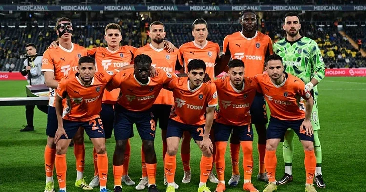 Ousseynou Ba, 6 saniyede sarı kart görüp rekor kırdı!