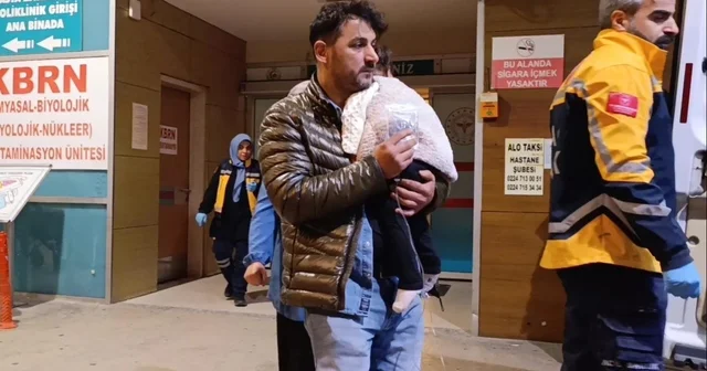 Bursa da merdivenden düşen Güllüzar bebek, yaralandı Bursa Haberleri