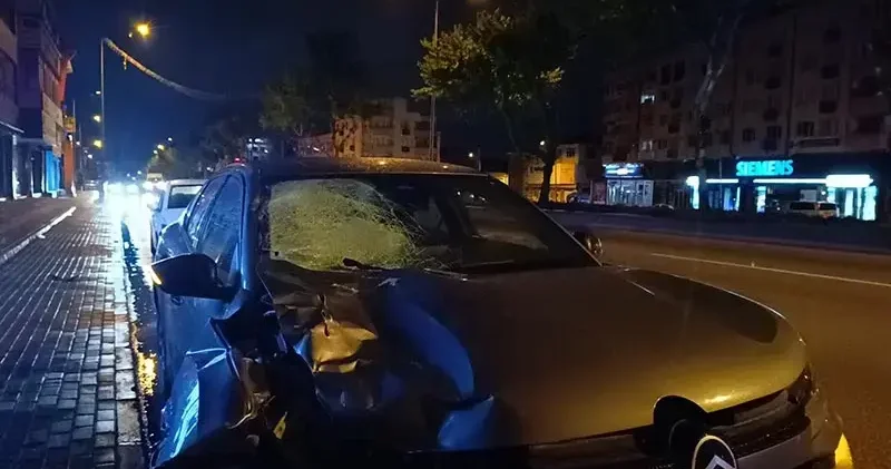 Alkollü sürücünün kullandığı otomobilin çarptığı yaya ağır yaralandı