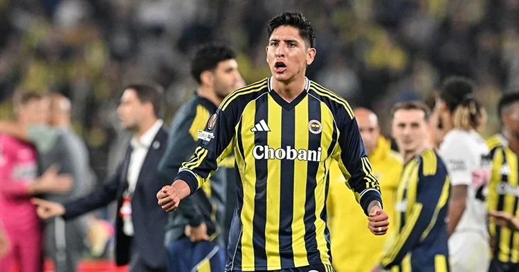Fenerbahçe de ıslıklanan Edson Alvarez den gece yarısı paylaşım!