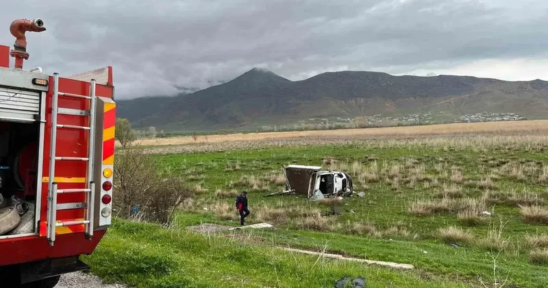 Van’ın Gevaş ilçesinde trafik kazası: 2 yaralı