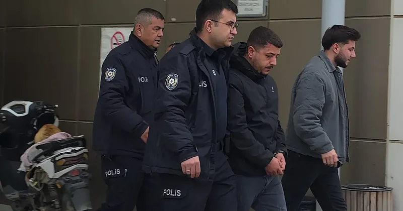 Manisa da kardeşi tarafından bıçakladığı iddia edilen kişi hayatını kaybetti