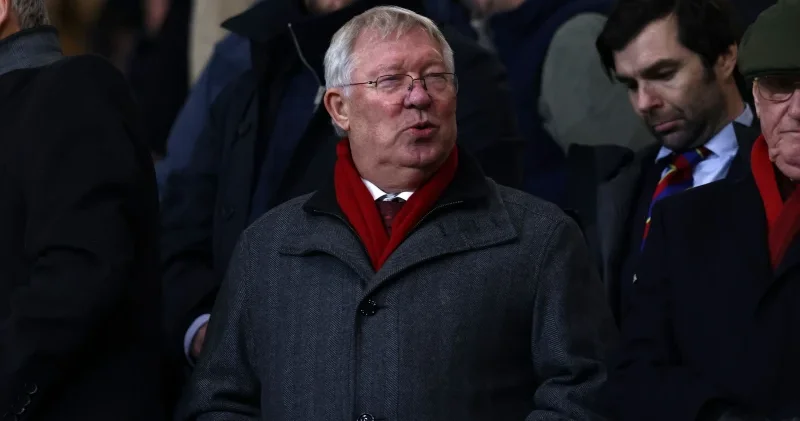 Alex Ferguson Manchester United Liverpool maçı öncesi hastaneye kaldırıldı Futbol Haberleri