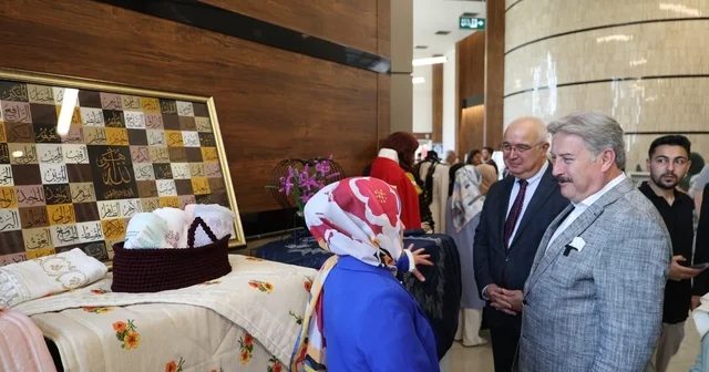 Melikgazi de kadınların bin bir emekle yaptığı el ürünleri sergisi göz kamaştırdı Kayseri Haberleri