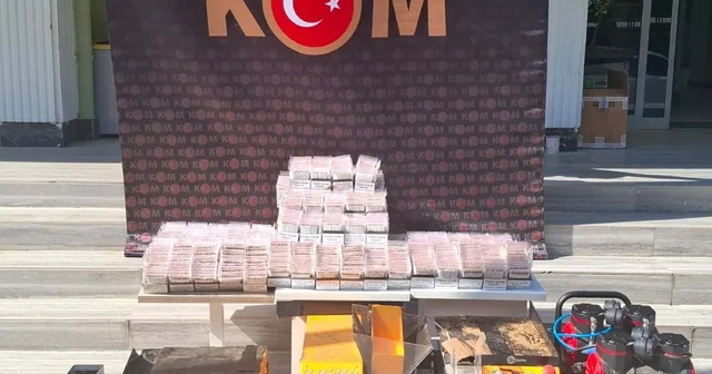 Uşak ta 20 bin 100 adet kaçak makaron ele geçirildi Uşak Haberleri
