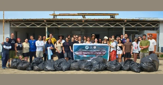 Homa Dalyanı nda 2 ton atık temizlendi İzmir Haberleri