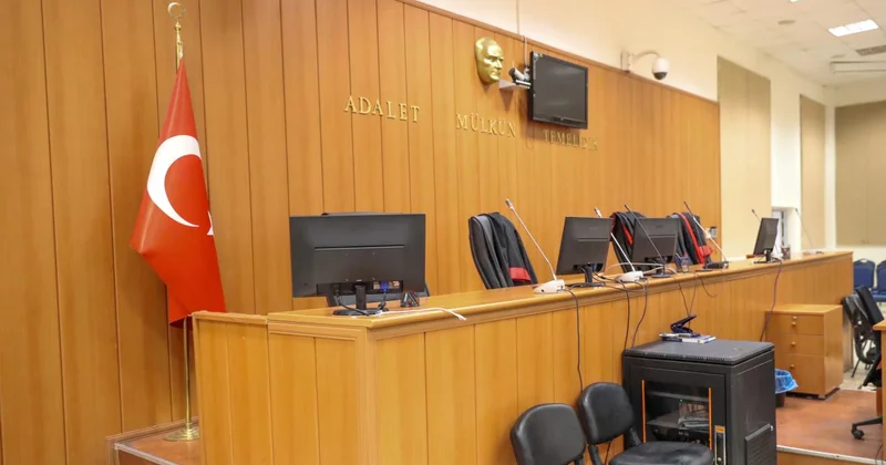 Müdür yardımcısını tehdit eden öğrenci için okul değiştirme kararı