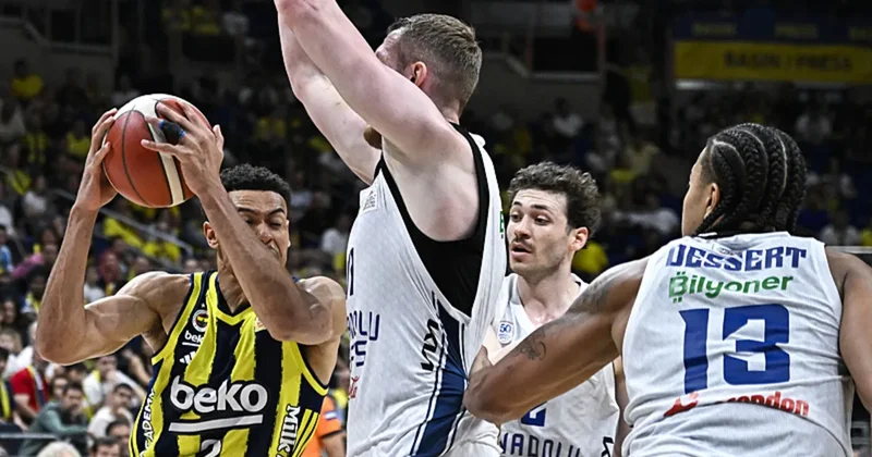 Anadolu Efes i mağlup eden Fenerbahçe Beko seriyi 2 0 yaptı!