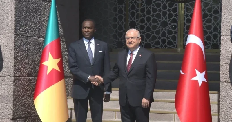Türkiye ile Kamerun arasında savunma diplomasisi: Kamerunlu Bakan askeri törenle karşılandı Gündem Haberleri
