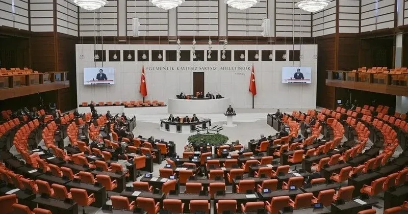 Uzman er ve erbaşlar ile ilgili düzenlemeler TBMM de kabul edildi