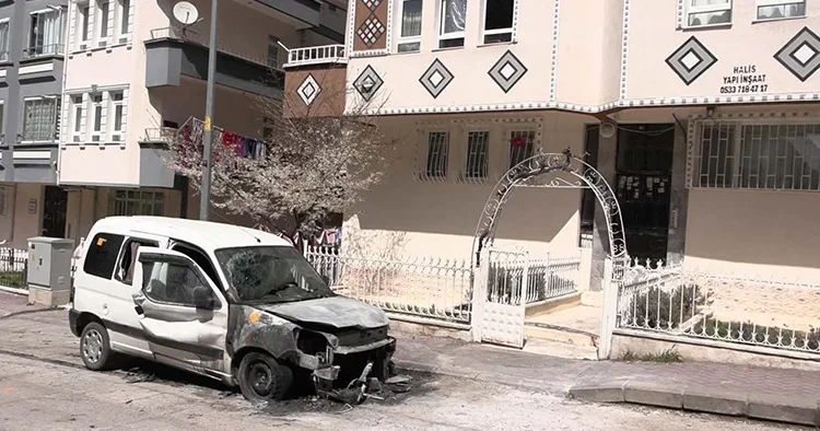 Boşanma aşamasındaki eşinin evini kurşunlayıp aracını yakan sanığa tahliye!