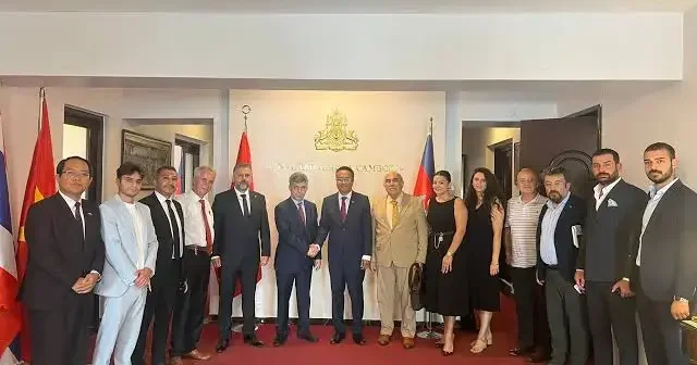 SANKON Genel Başkanı Cevahiroğlu ndan Kamboçya Büyükelçiliği ne ziyaret