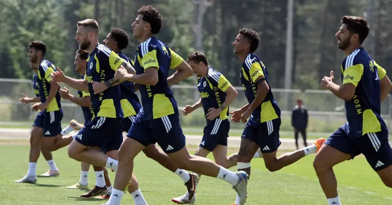 Fenerbahçe den 8 futbolcu için açıklama