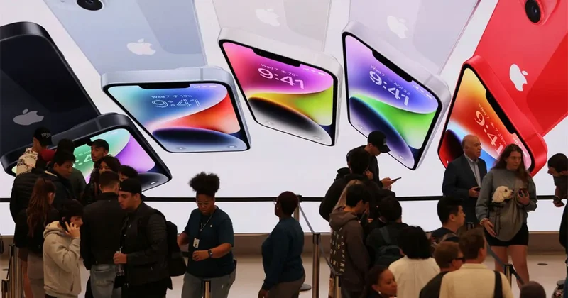 Apple yeni telefon projesinin sırları teşhir oldu