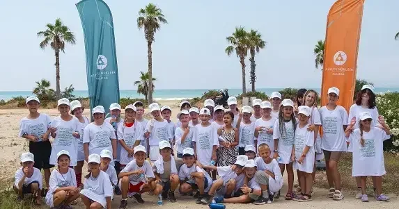 Akkuyu NGS çalışanlarının çocukları, Mersin sahilinde çevre koruma etkinliğine Katıldı