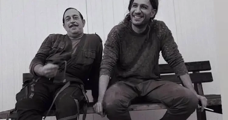 Uraz Kaygılaroğlu G4G filmi için imaj değiştirdi: Görenler tanıyamadı