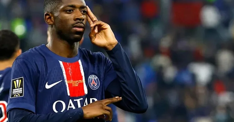 Dembele gözlerden uzak tuttuğu eşiyle fotoğraf paylaştı, beğeni butonu çöktü