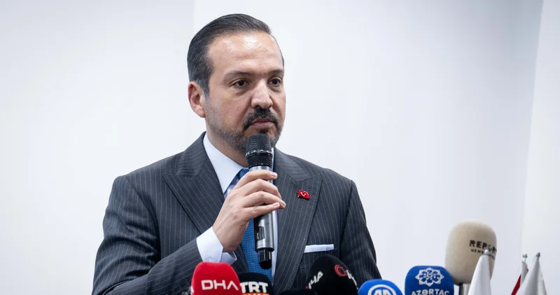 Zorlu: Hazar dan Kafkaslar a, oradan Basra Körfezi ne uzanan hattın merkezinde Türk dünyası var