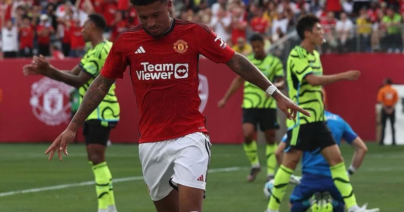 Kulüpsüz kalan Jadon Sancho, büyük bir depresyonda