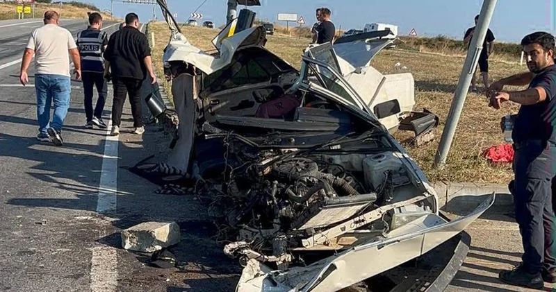 İkiye bölünen araçtan sağ çıktı Son dakika haberleri