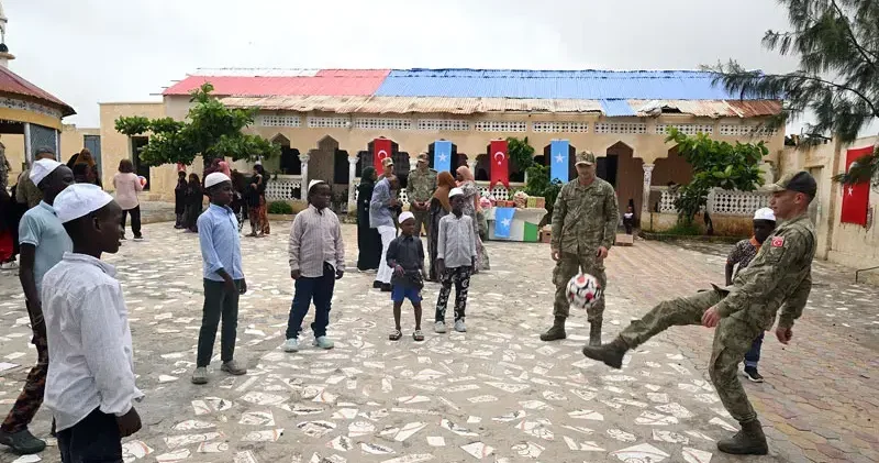 Somali Türk Görev Kuvveti Komutanlığı’ndan insani yardım desteği