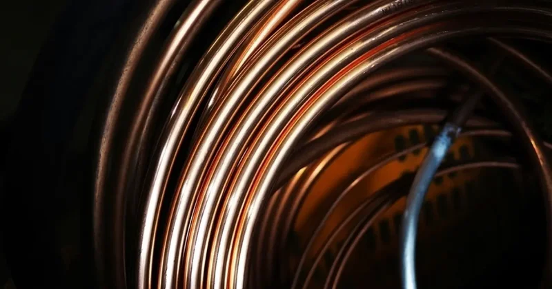 Kırmızı metalde küresel arz krizi alarmı! İki süper güç arasında kapışma kızıştı