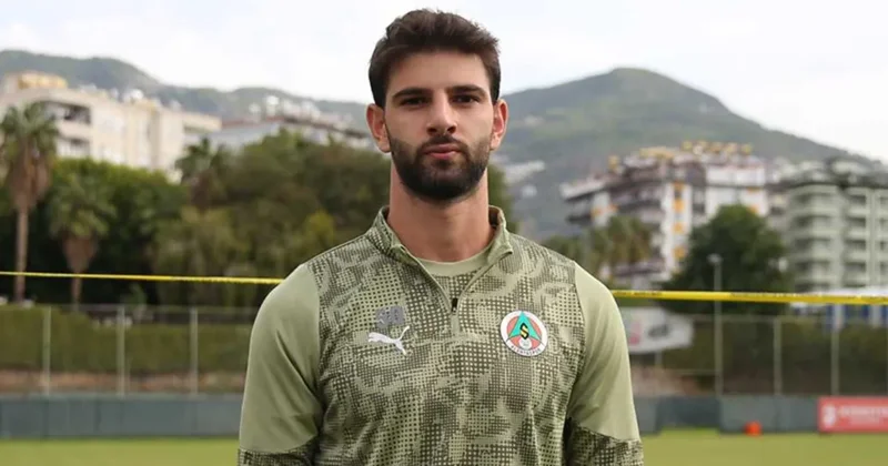 Beşiktaş’ın yeni transferi Ümit Akdağ, İstanbul’da!